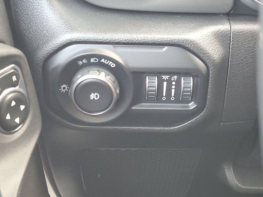 used 2021 Jeep Wrangler Unlimited car, priced at $29,000