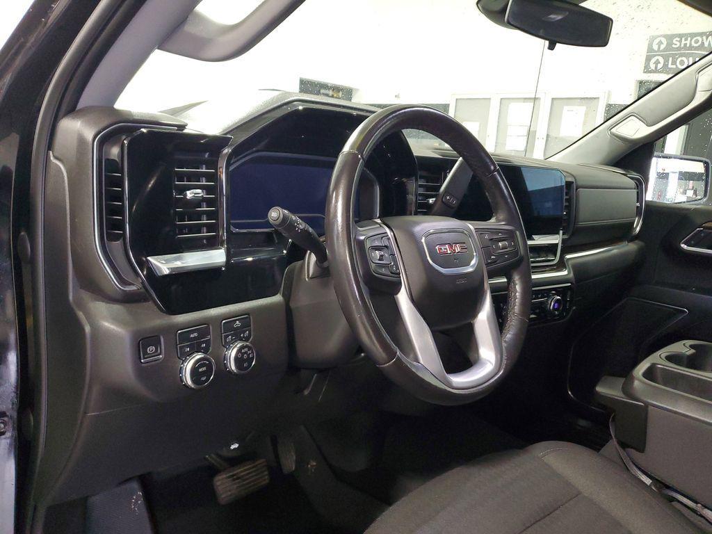 used 2022 GMC Sierra 1500 car, priced at $34,500