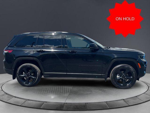 used 2025 Jeep Grand Cherokee car, priced at $39,822
