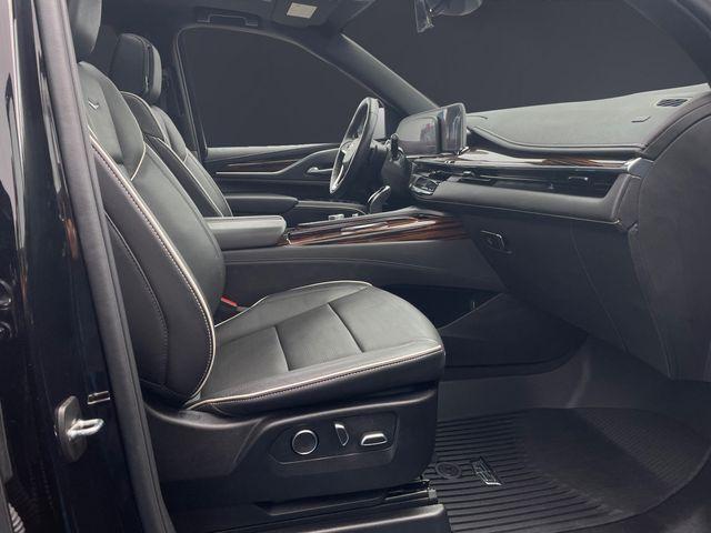 used 2023 Cadillac Escalade ESV car, priced at $73,922