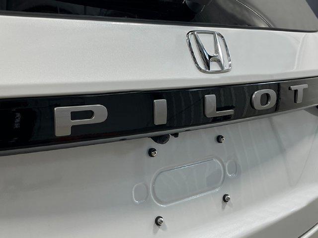 new 2026 Honda Pilot car, priced at $55,920