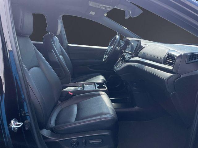 used 2025 Honda Odyssey car, priced at $37,897