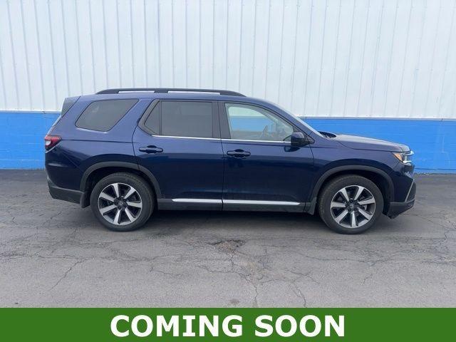used 2023 Honda Pilot car, priced at $39,988