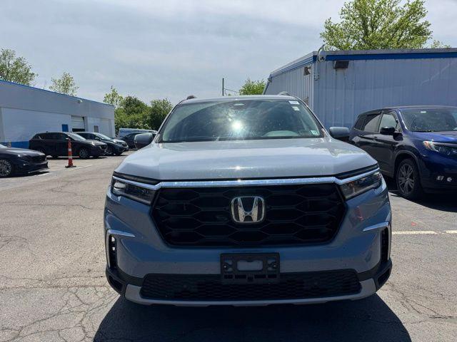 used 2023 Honda Pilot car, priced at $38,163