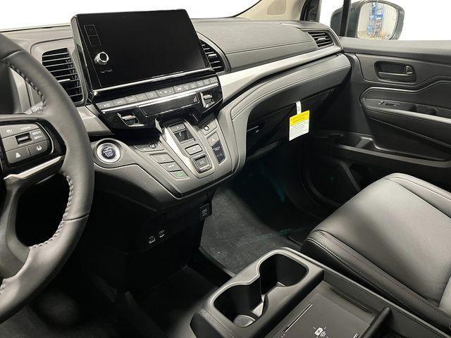 new 2026 Honda Odyssey car, priced at $44,920