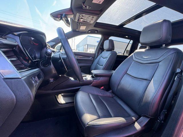 used 2025 Cadillac XT6 car, priced at $53,422