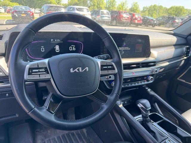used 2024 Kia Telluride car, priced at $33,397