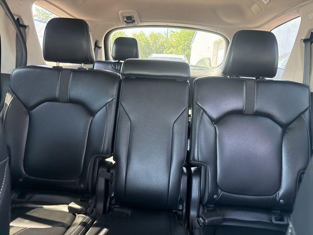 used 2025 Honda Pilot car, priced at $47,410