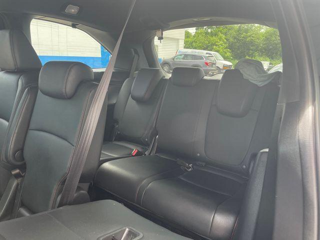 used 2025 Honda Odyssey car, priced at $37,963