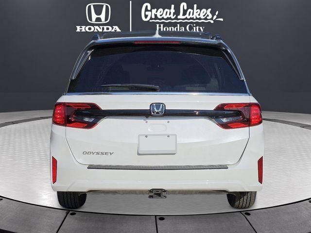 new 2026 Honda Odyssey car, priced at $43,210