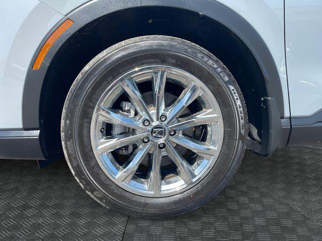 used 2025 Honda CR-V Hybrid car, priced at $33,897