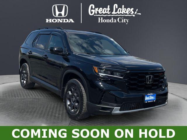 used 2023 Honda Pilot car, priced at $38,322