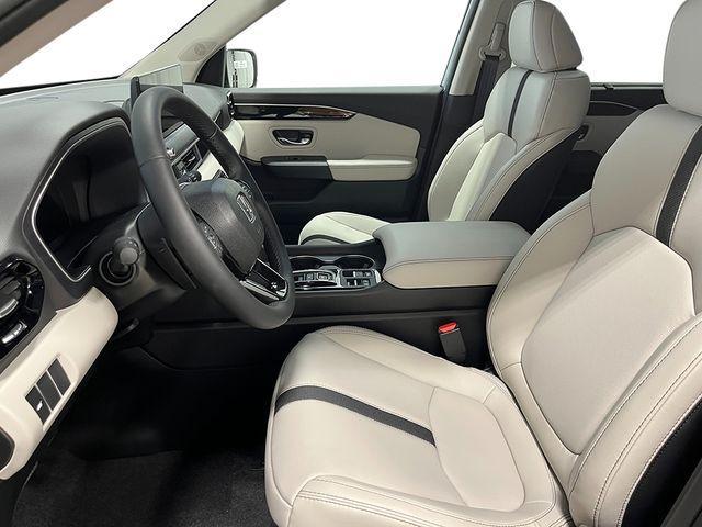 new 2026 Honda Pilot car, priced at $48,090