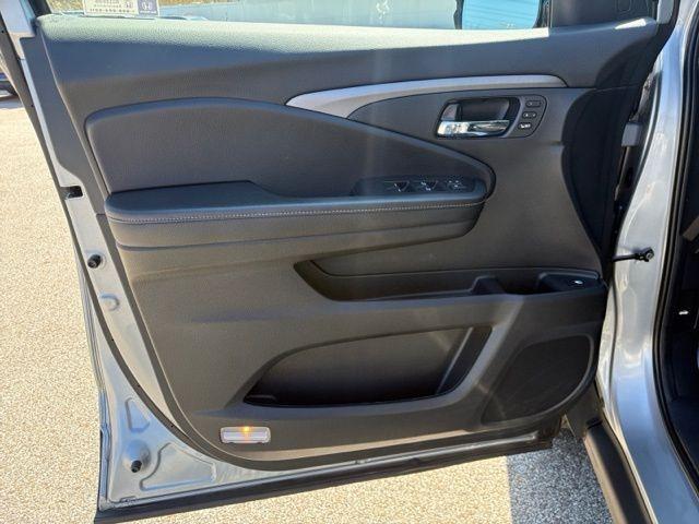 used 2023 Honda Ridgeline car, priced at $33,830