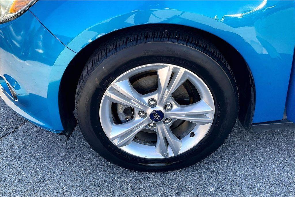 used 2013 Ford Focus car, priced at $5,876