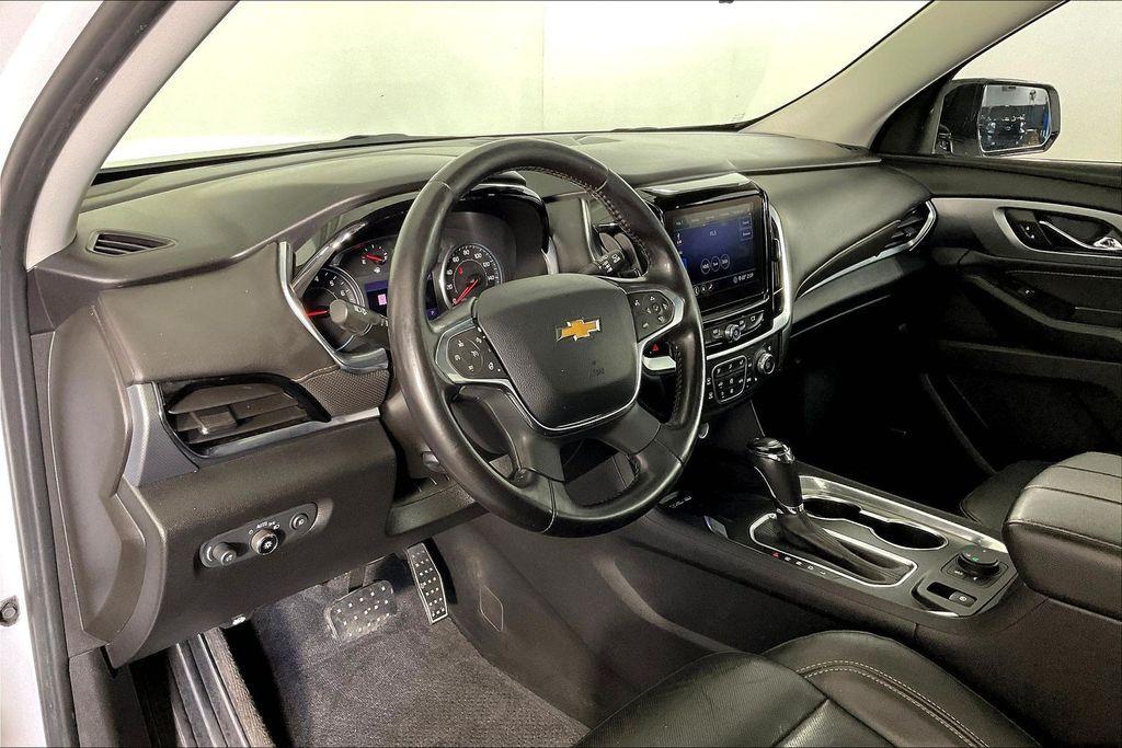 used 2020 Chevrolet Traverse car, priced at $23,977