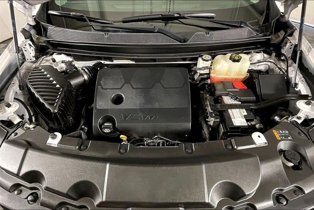 used 2020 Chevrolet Traverse car, priced at $23,977