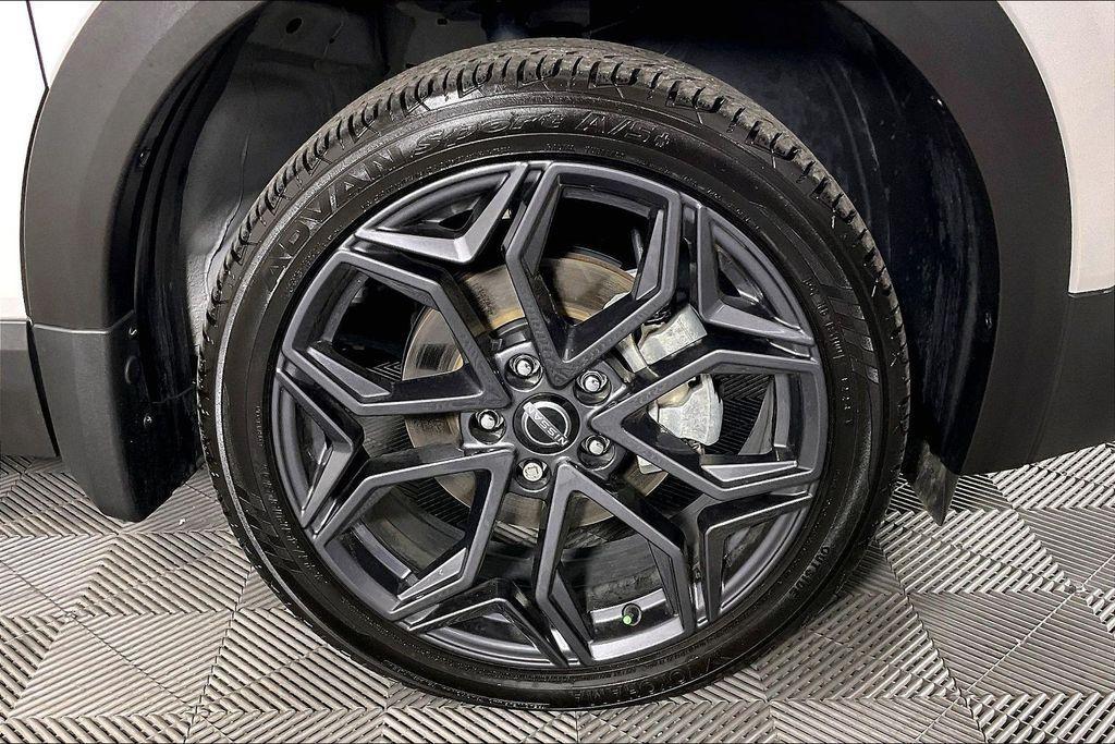 used 2025 Nissan Kicks car, priced at $20,977