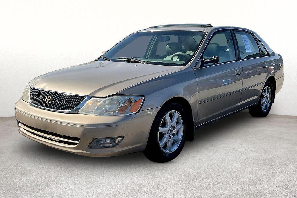 used 2000 Toyota Avalon car, priced at $3,866