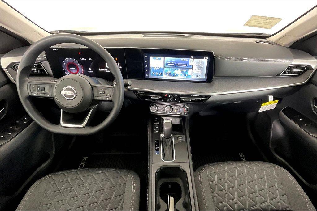 new 2025 Nissan Kicks car, priced at $23,701