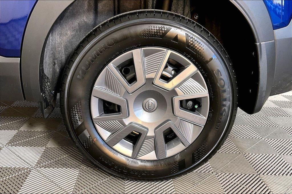 new 2026 Nissan Kicks car, priced at $23,072