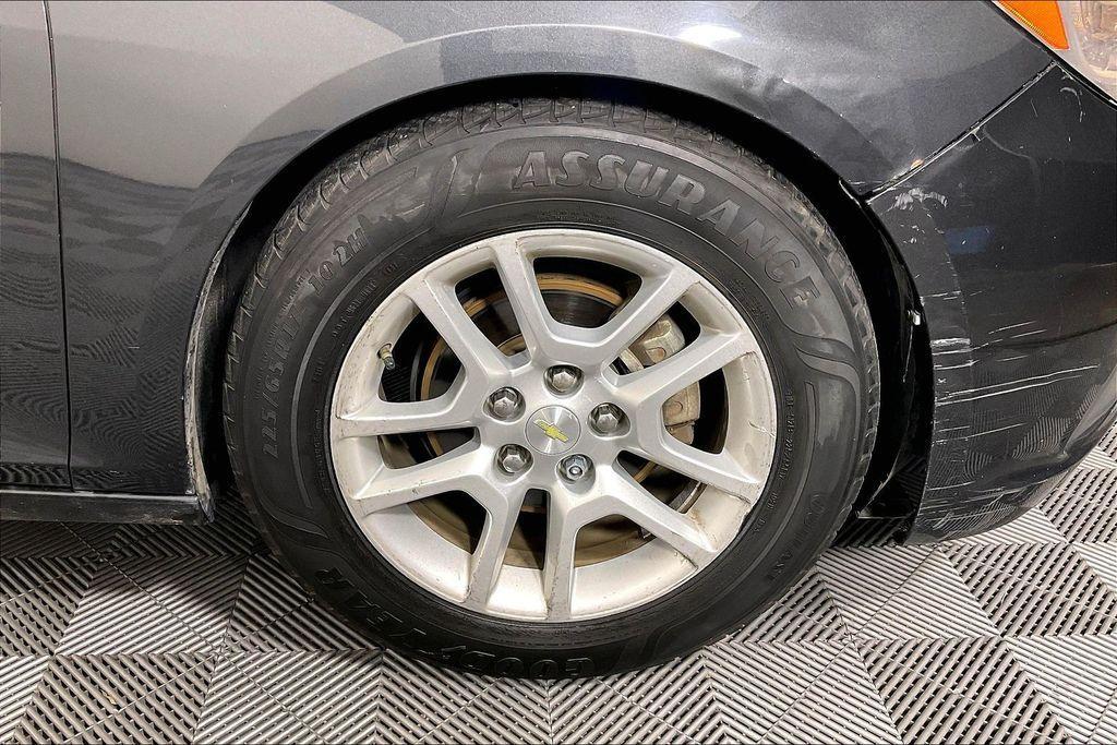 used 2015 Chevrolet Malibu car, priced at $4,176