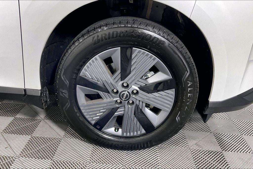 used 2025 Nissan Murano car, priced at $35,977