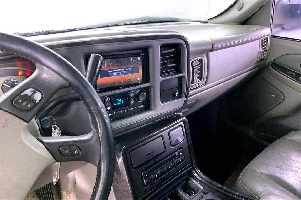 used 2003 GMC Yukon XL car, priced at $1,977