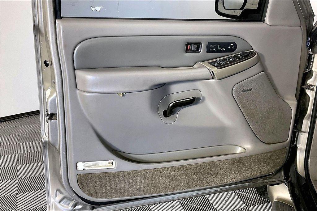 used 2003 GMC Yukon XL car, priced at $1,977