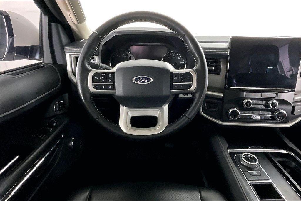 used 2022 Ford Expedition car, priced at $34,896