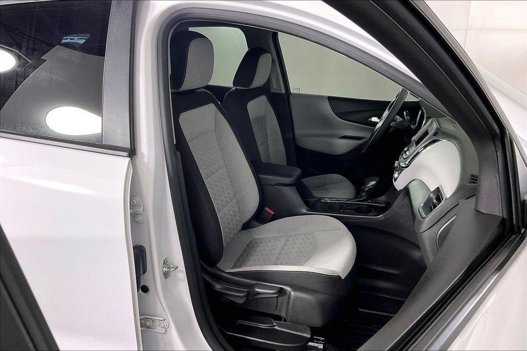 used 2024 Chevrolet Equinox car, priced at $21,877