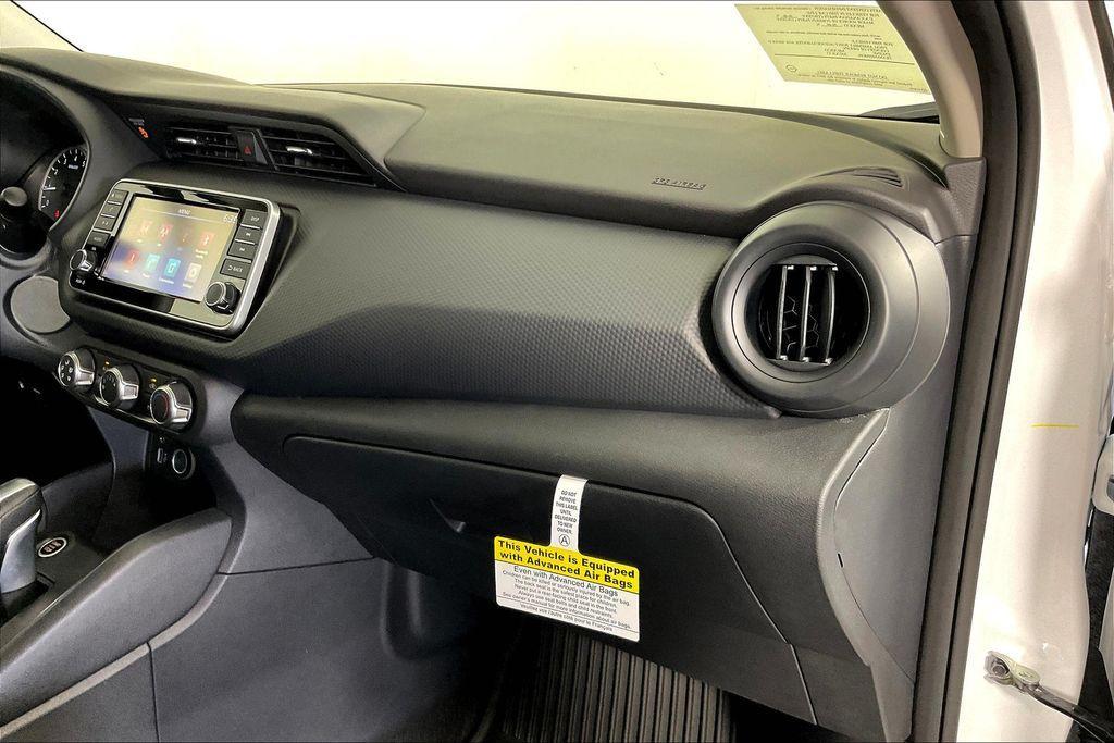 new 2025 Nissan Kicks Play car, priced at $21,955