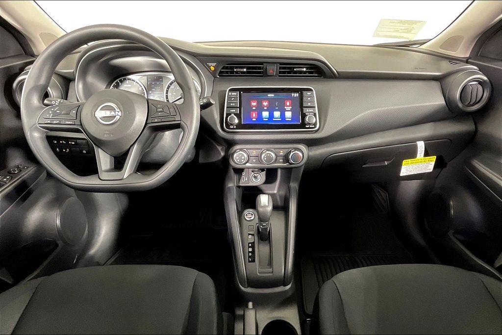 new 2025 Nissan Kicks Play car, priced at $21,955