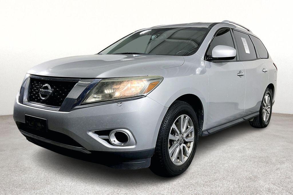 used 2015 Nissan Pathfinder car, priced at $3,997