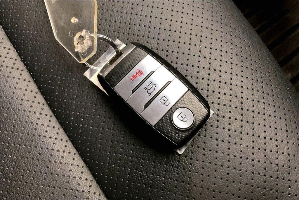 used 2017 Kia Sorento car, priced at $9,277