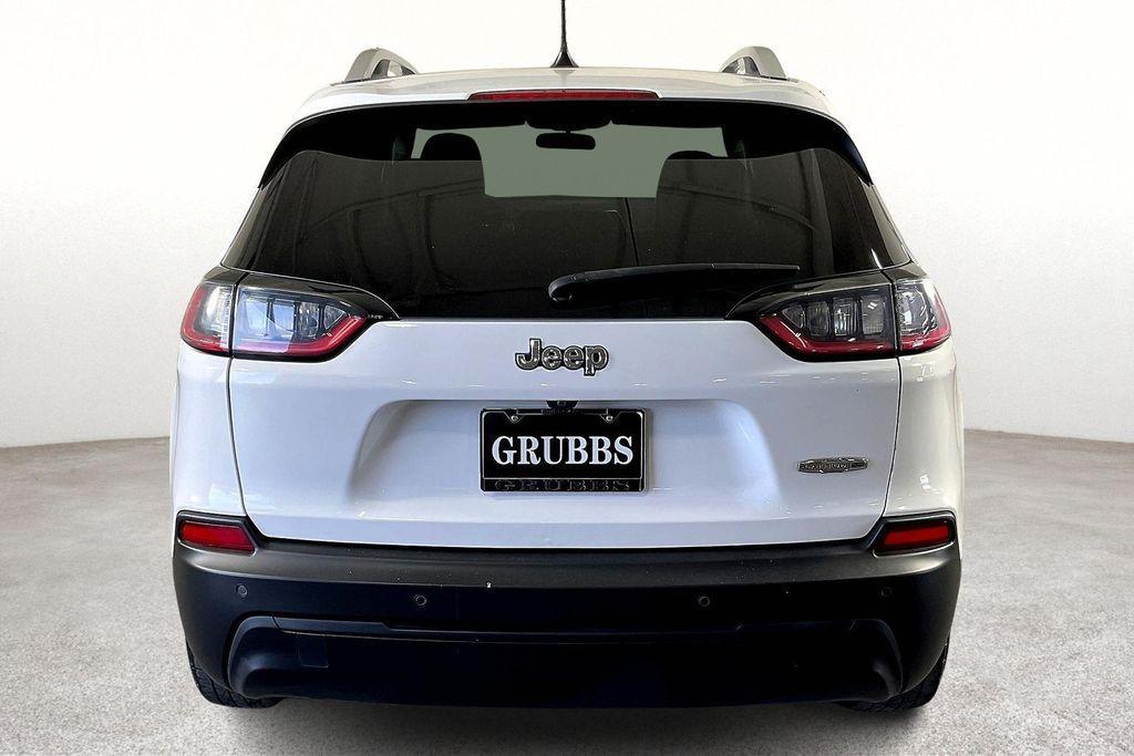 used 2020 Jeep Cherokee car, priced at $15,399