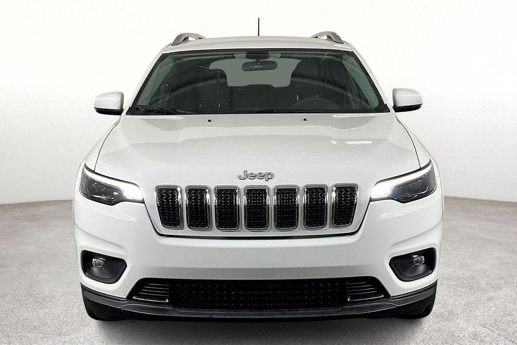 used 2020 Jeep Cherokee car, priced at $15,399