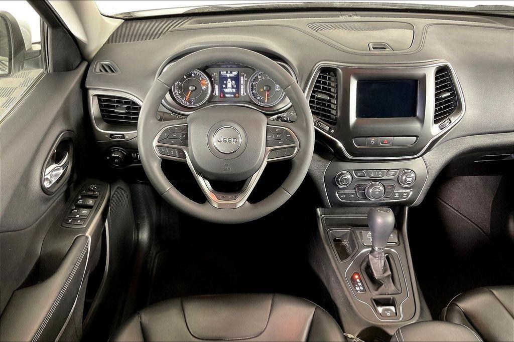 used 2020 Jeep Cherokee car, priced at $15,877
