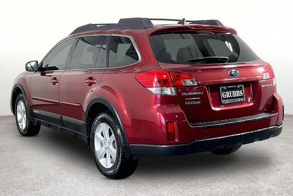 used 2014 Subaru Outback car, priced at $5,876