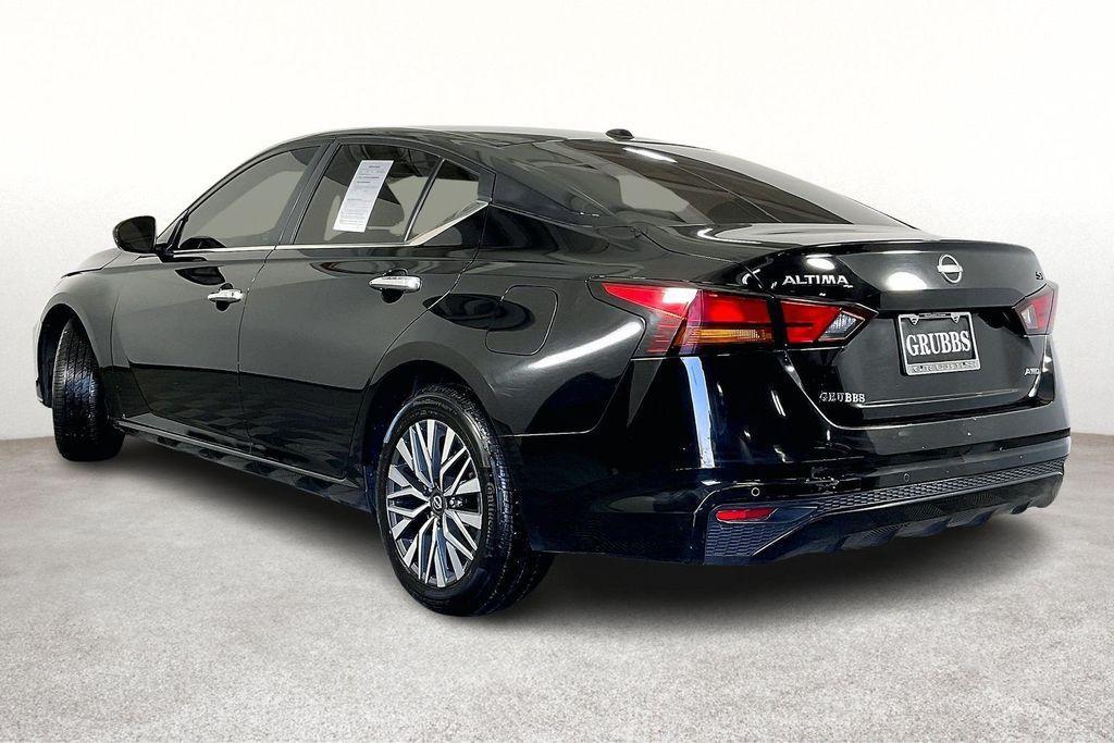 used 2024 Nissan Altima car, priced at $19,377
