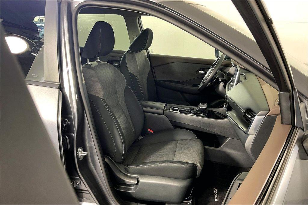 used 2022 Nissan Rogue car, priced at $21,794