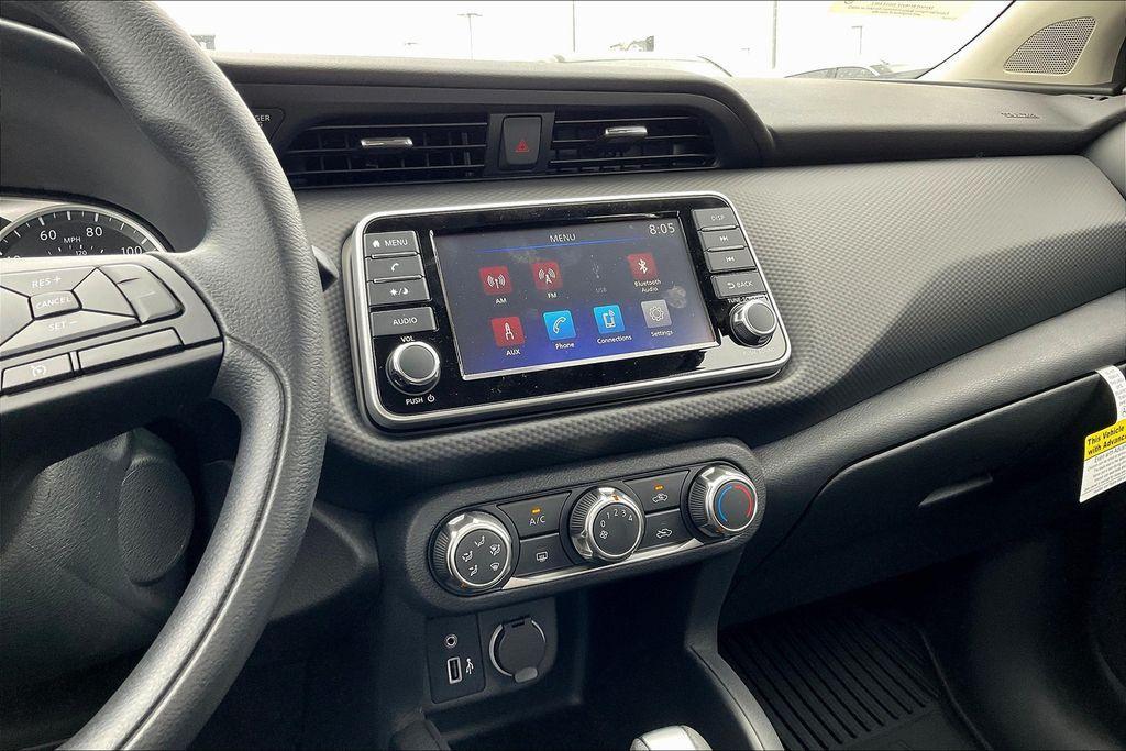 new 2025 Nissan Kicks Play car, priced at $21,955