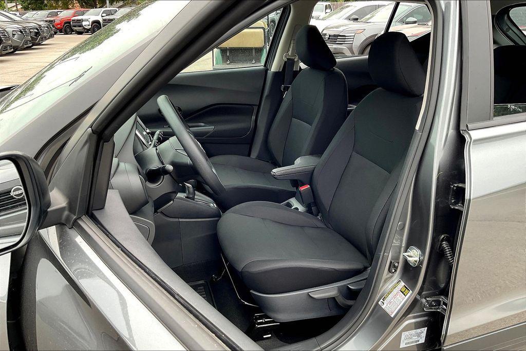 new 2025 Nissan Kicks Play car, priced at $21,955