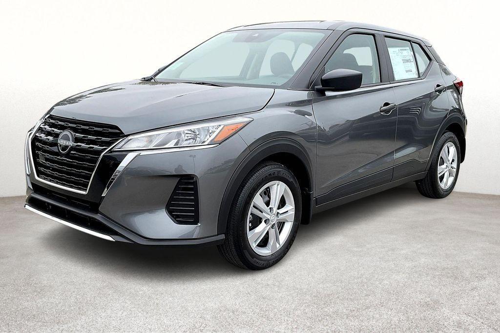 new 2025 Nissan Kicks Play car, priced at $21,955