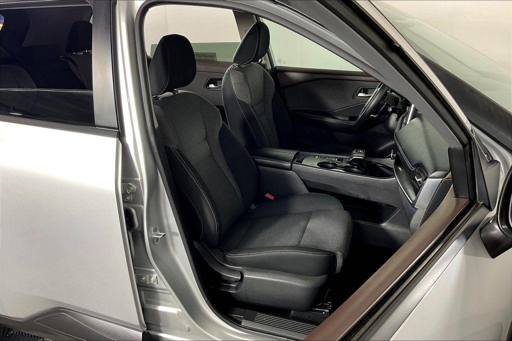 used 2022 Nissan Rogue car, priced at $18,977