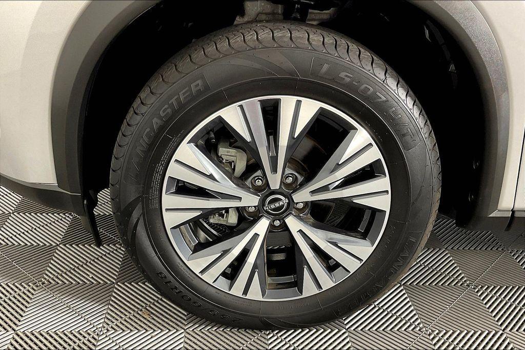 used 2022 Nissan Rogue car, priced at $18,977