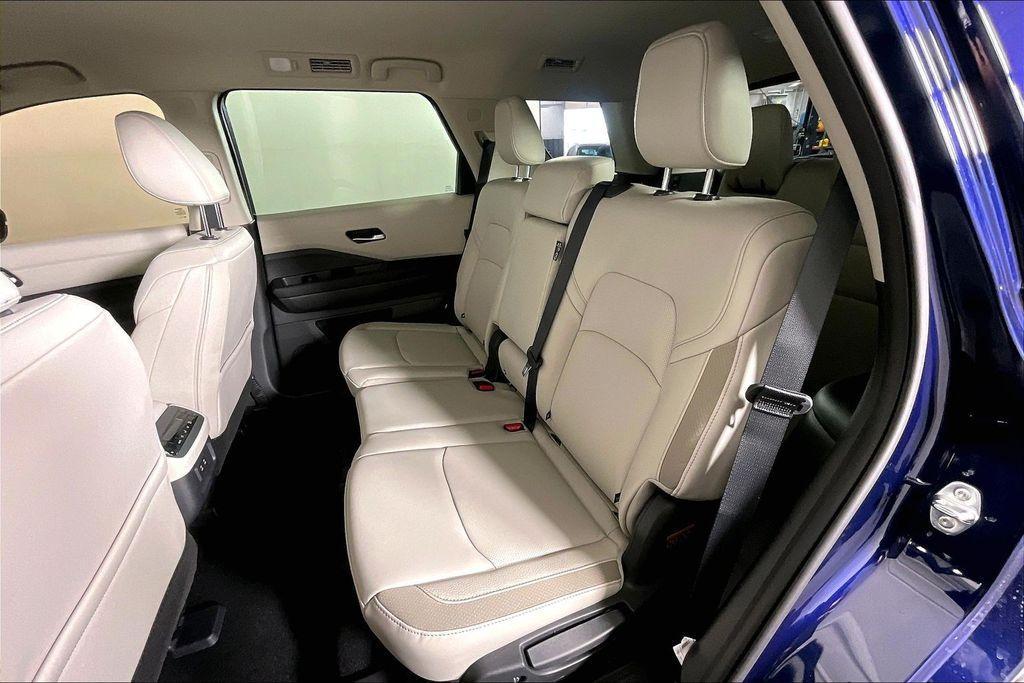 new 2026 Nissan Pathfinder car, priced at $43,090