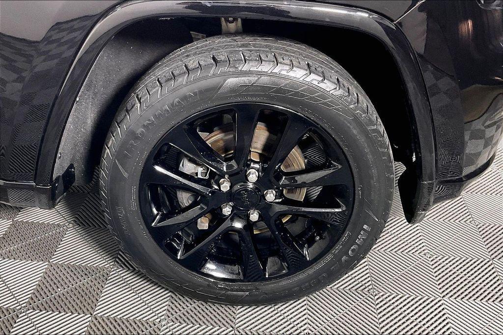 used 2020 Jeep Grand Cherokee car, priced at $20,776