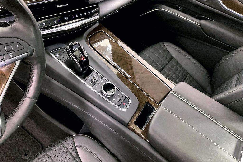 used 2024 Cadillac Escalade ESV car, priced at $79,927