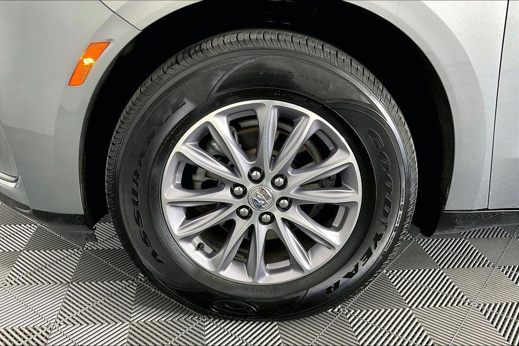 used 2024 Buick Enclave car, priced at $29,577